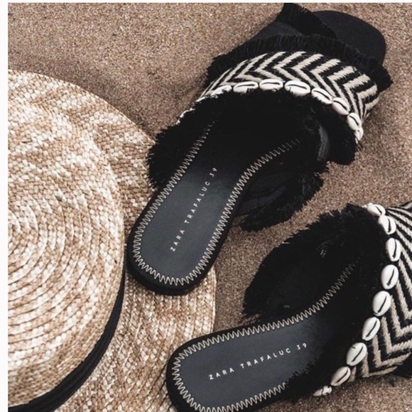 Zara Frayed Seashell Slides size 38 US 7.5 - Picture 2 of 9